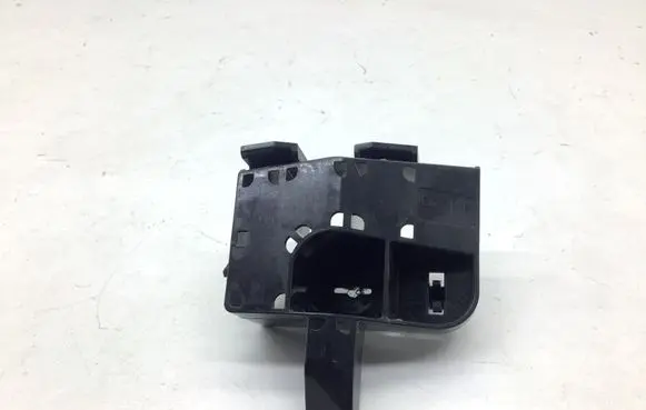 Nissan Leaf II (ZE1) Rear bumper mounting bracket 85228 GSH0A 08HH