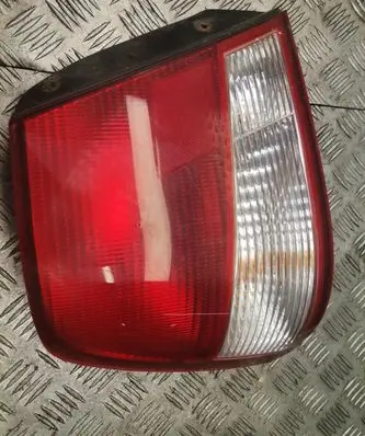 Hyundai Accent Rear/tail lights 90903e