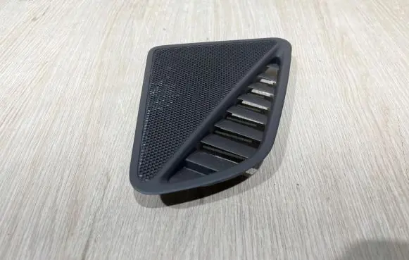 Side speaker trim/cover