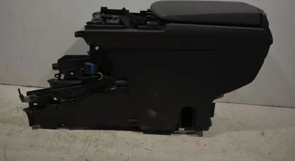 Peugeot 3008 I Center console