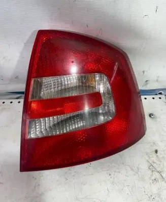 Skoda Octavia Mk2 (1Z) Rear/tail lights 1Z5945112A 1Z5945096A P4SHX13404AC