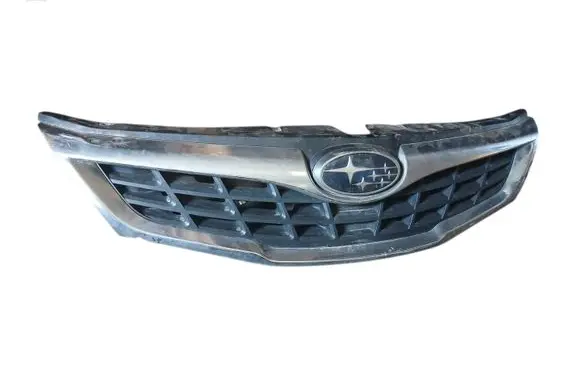 Subaru Impreza III Front grill 
