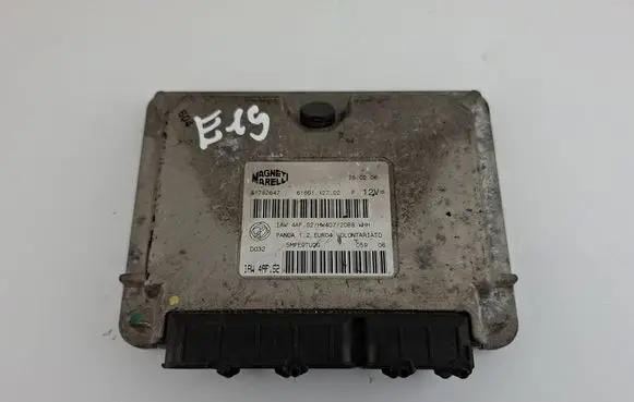 Fiat Panda II Engine control unit/module 51782647 6160112702