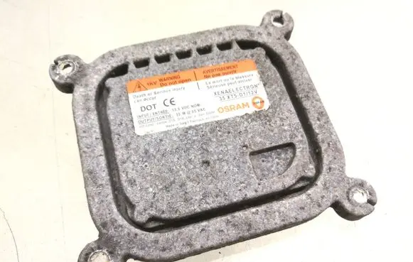 Ford Focus Headlight ballast module Xenon 35XT52D1