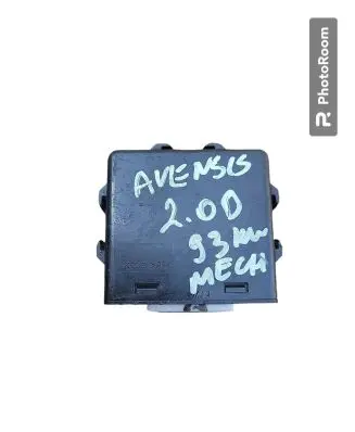 Toyota Avensis T250 Light module LCM 8996005030 89960-05030