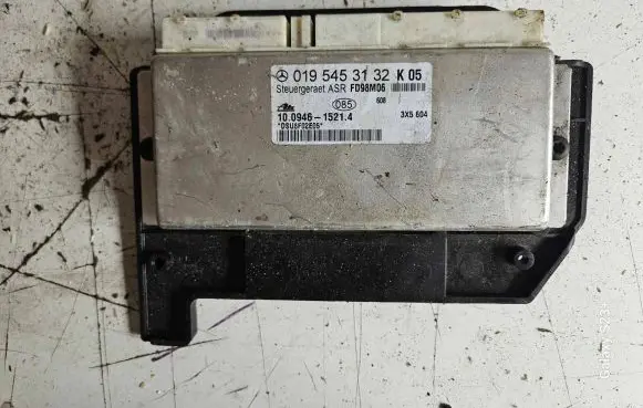 Mercedes-Benz C W202 ABS control unit/module 10094615214 DSU8F02E05 0195453132