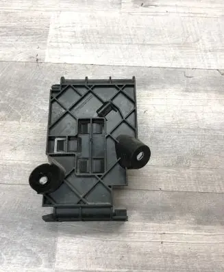 Volkswagen Golf VII Other engine bay part 5Q0906507