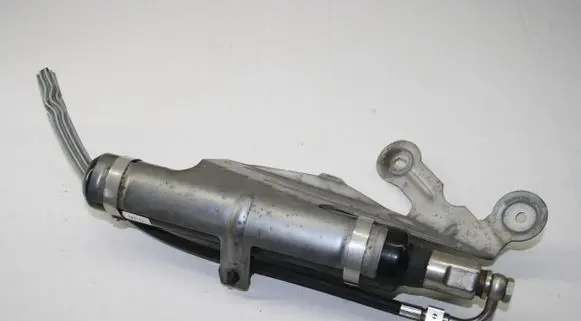 Mercedes-Benz C W205 Other engine bay part 2058604700