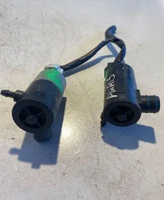 Toyota Auris 150 Windscreen/windshield washer pump 30891 070619A 593239