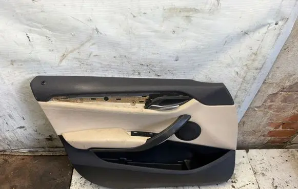 BMW X1 E84 Front door card panel trim