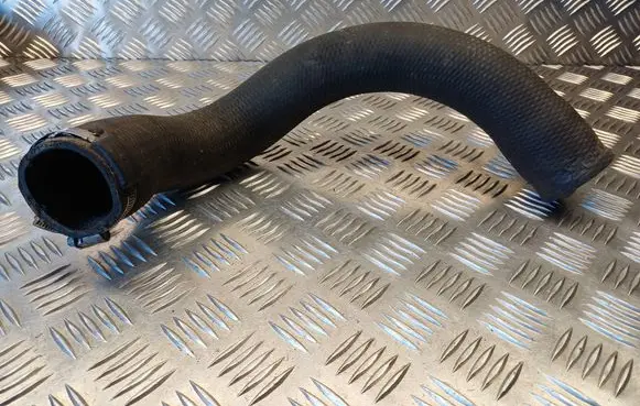 Intercooler hose/pipe