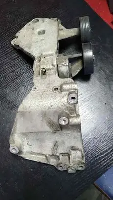 Generator/alternator bracket