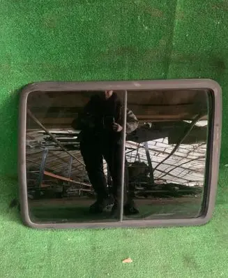 Fiat Doblo Sliding door window/glass 