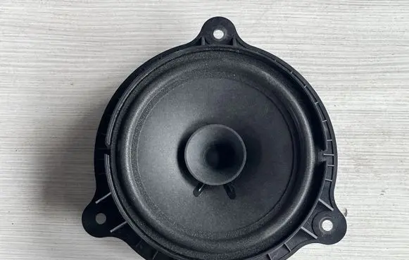 Nissan Navara D23 Rear door speaker 28156BR00A