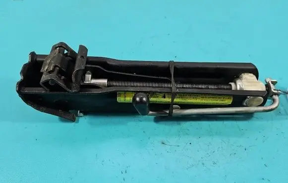 Volkswagen PASSAT B6 Lift Jack 3C0011031B IMPRK1566051