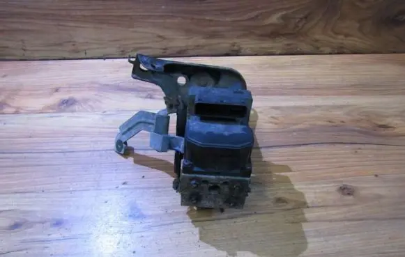 Nissan Almera Tino ABS Pump 0273004505