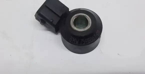 BMW 7 F01 F02 F03 F04 Detonation knock sensor 7598861
