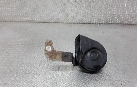 Volvo V50 Horn signal A046522