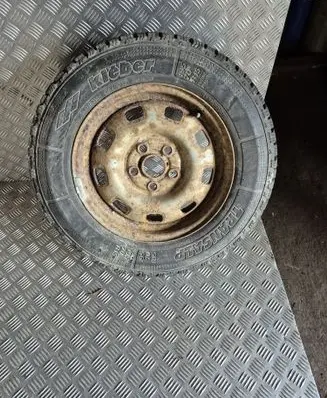 Volkswagen Transporter - Caravelle T4 R15 spare wheel 1957915