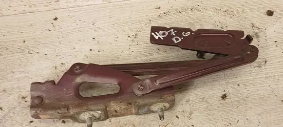 Peugeot 407 Tailgate/trunk/boot hinge DES71