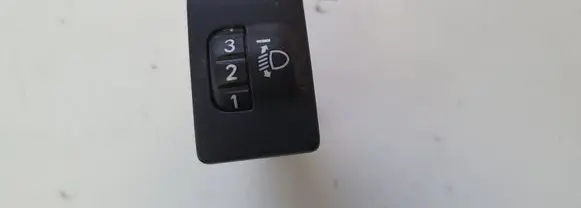 Toyota Auris E180 Light switch