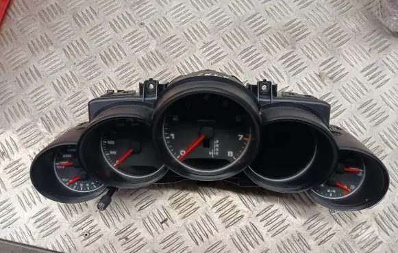 Porsche Cayenne (92A) Speedometer (instrument cluster) 7P5920900AE