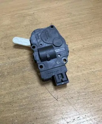 Jaguar XF X250 Intake manifold valve actuator/motor 412650750 F2088