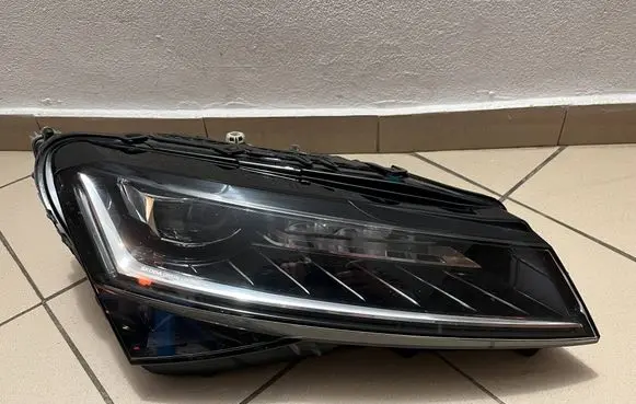 Skoda Superb B8 (3V) Headlight/headlamp 3V1941016D
