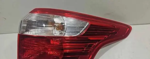 Ford Focus Rear/tail lights BM5113404G BM5113404H