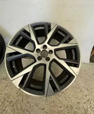 Volvo V90 Cross Country R21 alloy rim 31428592