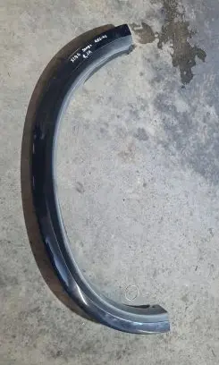 Volvo XC90 Front arch trim 30695489