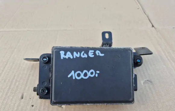 Ford Escape III Distronic sensor radar EB3T9G768AG
