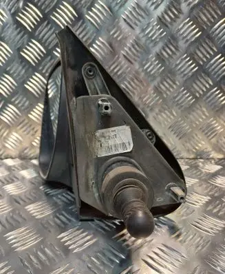 Manual wing mirror