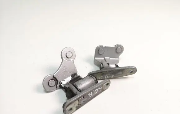 Rear door hinge set