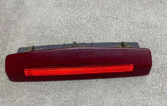 Opel Zafira B Third/center stoplight 13252463