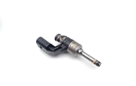 Volkswagen Golf VI Fuel injector 03C906036F