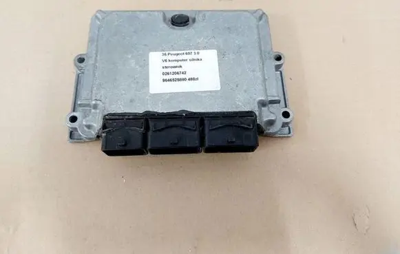 Peugeot 607 Engine control unit/module ECU