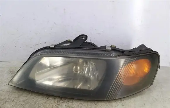Mitsubishi Space Star Headlight/headlamp