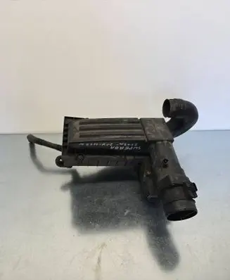 Air filter box