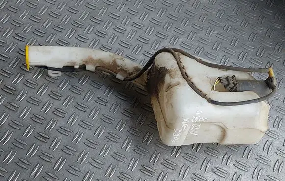 Ford Fiesta Windshield washer fluid reservoir/tank 2S6117618AH