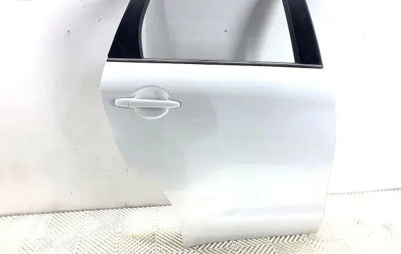 Mitsubishi ASX Rear door