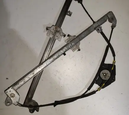 Peugeot 807 Front window lifting mechanism without motor