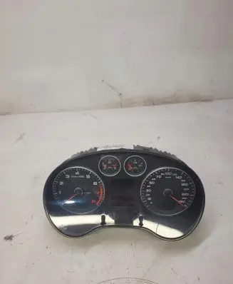 Audi A3 S3 8P Speedometer (instrument cluster) 8P0920931T