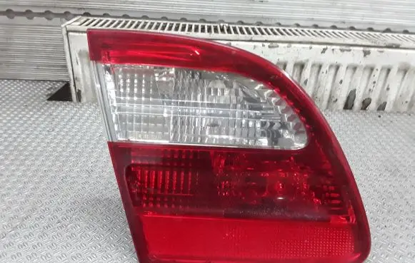 Mercedes-Benz E W211 Tailgate rear/tail lights A2118201364