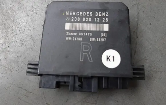 Mercedes-Benz C W202 Door control unit/module 2088201226