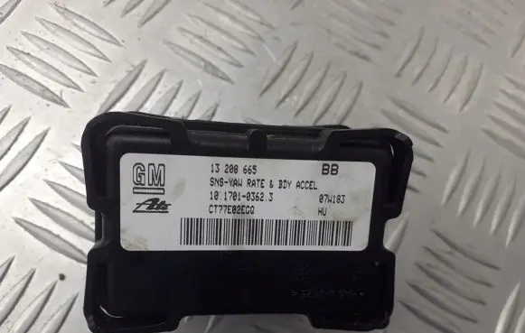 Opel Zafira B ESP acceleration yaw rate sensor 13208665