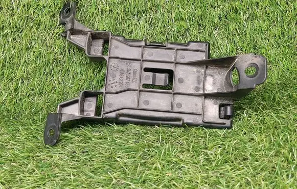 Volkswagen Tiguan Allspace Blind spot radar bracket 5NA907455