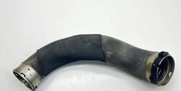 Intercooler hose/pipe