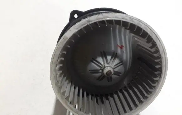 Mitsubishi Carisma Heater fan/blower 0130111192 mf016070-0270