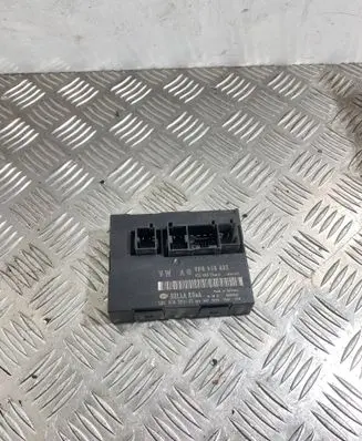 Audi A3 S3 8P Comfort/convenience module 8P0959433